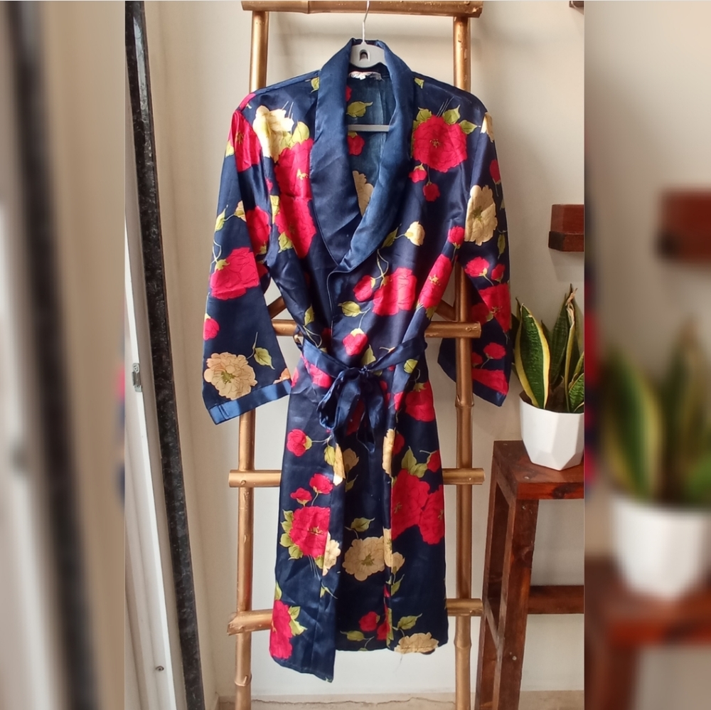 🌺🌻🌹Floral Négligé Robe with Tie Up - Picture 2 of 12
